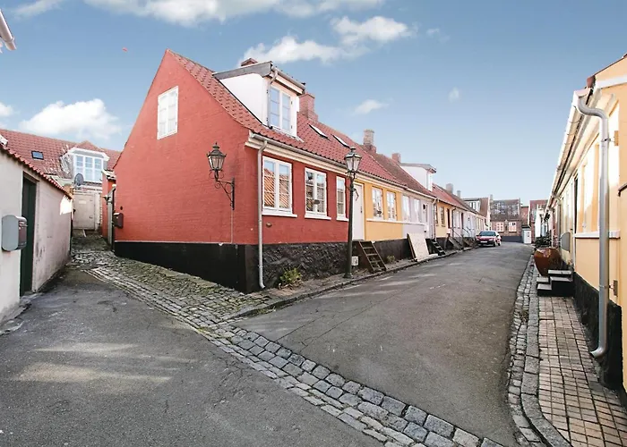 Two-bedroom In Holiday home Ronne