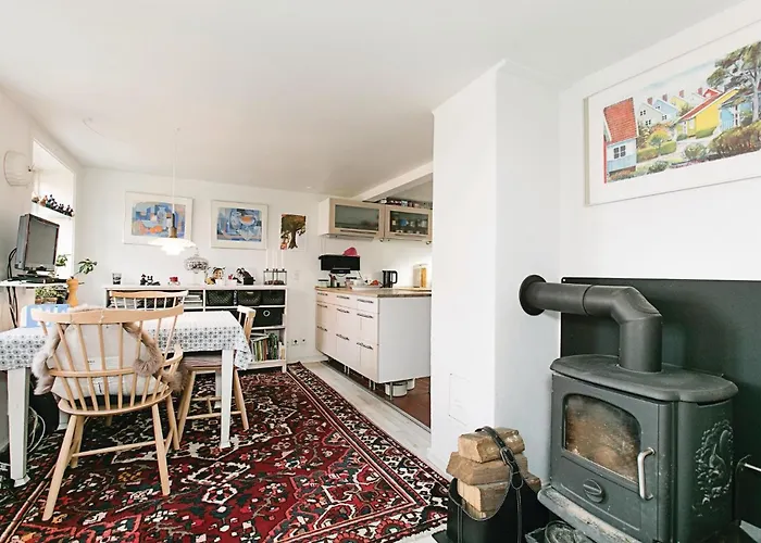 Two-bedroom In Holiday home Ronne